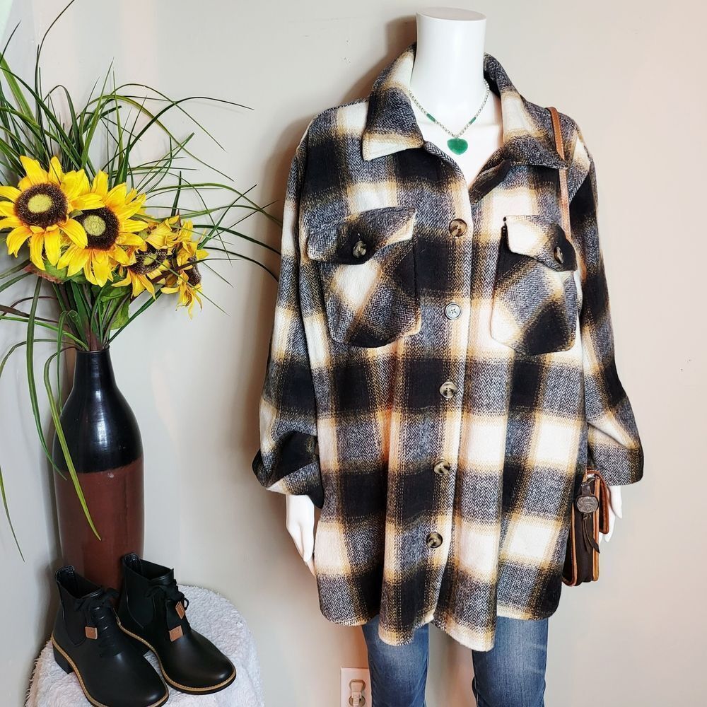 Time and Tru Black and Cream Plaid Utility Jacket